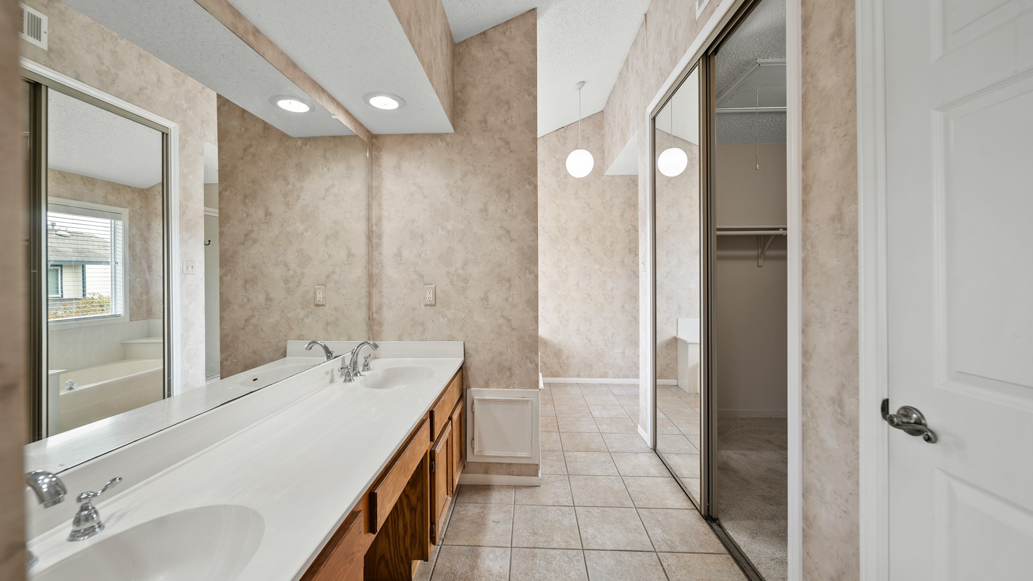 2107 Streamcrest Lane , Sugar Land, TX, 77479 | 21776231 | Realty Texas LLC