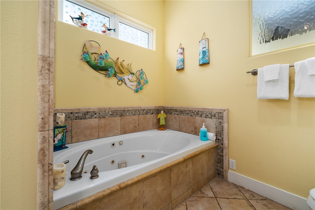 979 Banyan Beach Drive , Port Aransas, TX, 78373 | 452731 | Realty Texas LLC