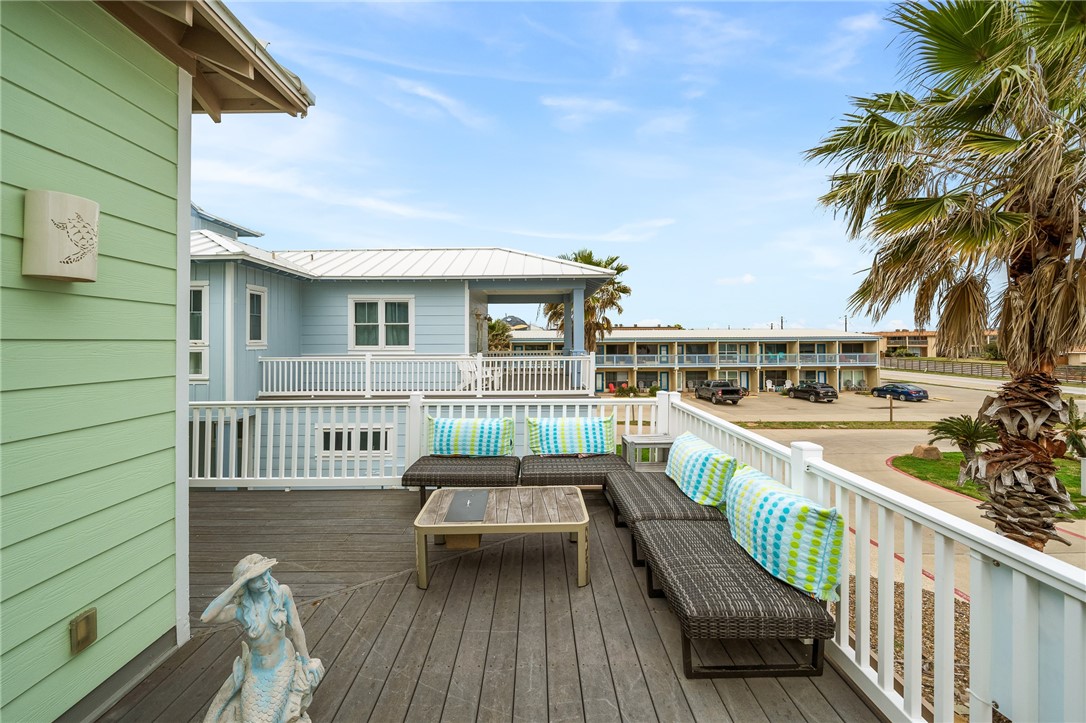 979 Banyan Beach Drive , Port Aransas, TX, 78373 | 452731 | Realty Texas LLC