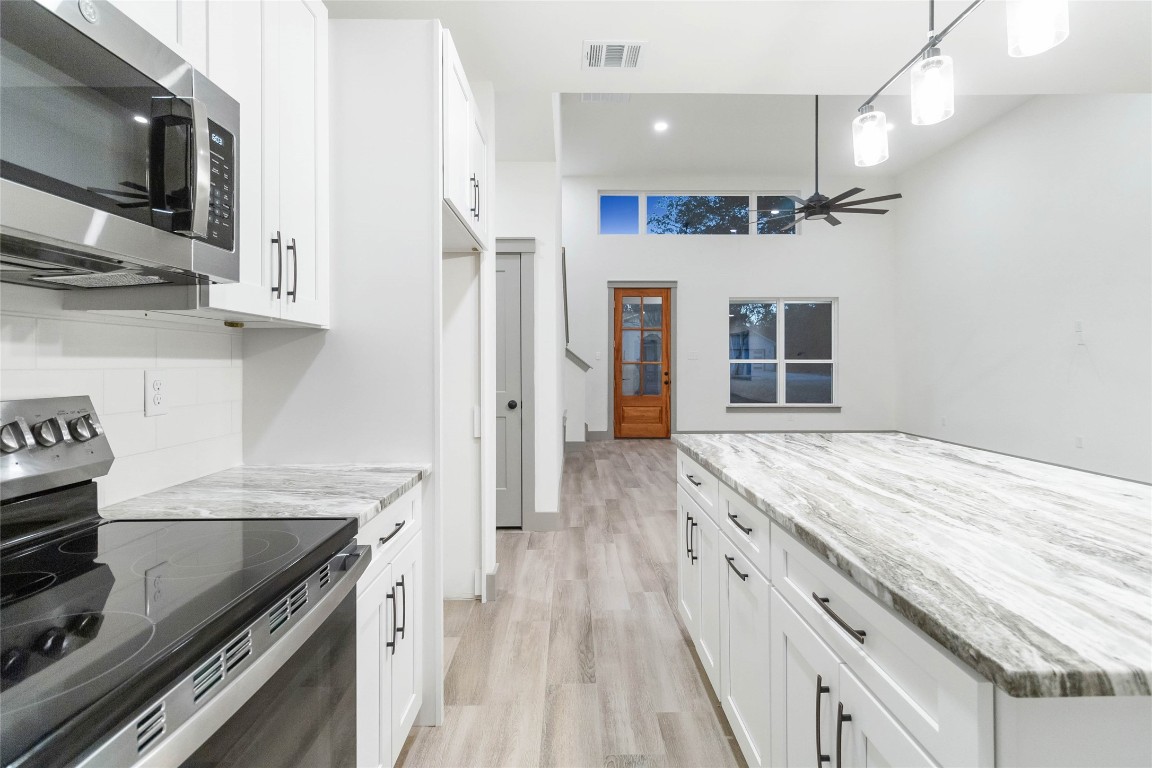 12 Stardust Circle , Wimberley, TX, 78676 | 8142770 | Realty Texas LLC