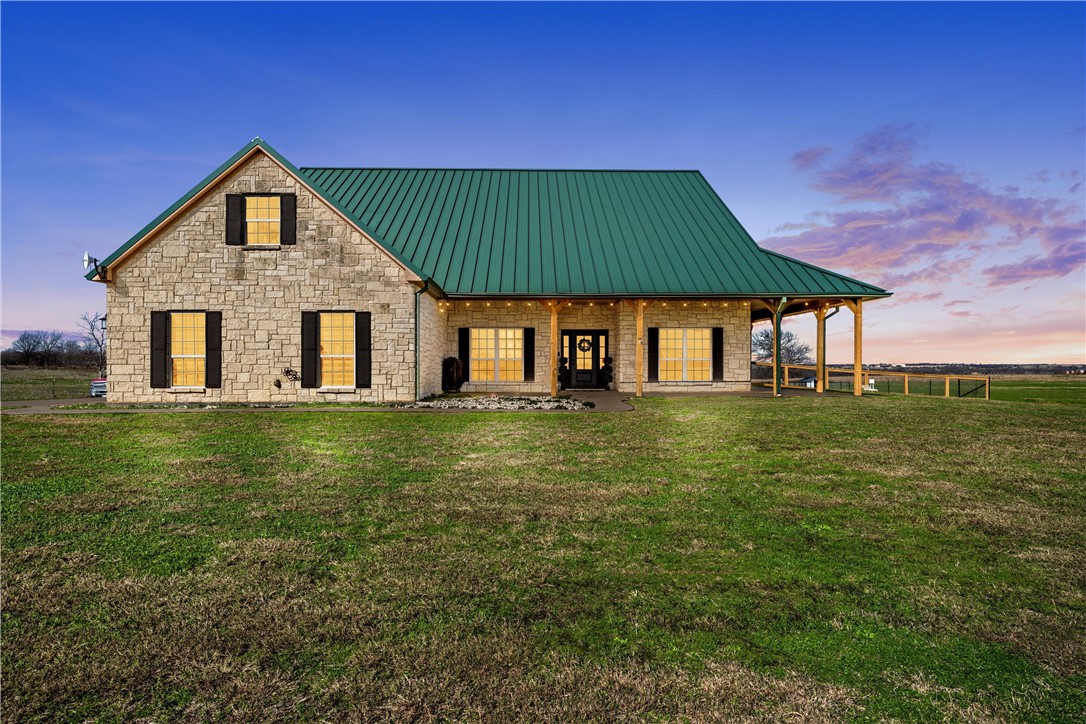 970 W Somers Lane , Axtell, TX, 76624 | 227447 | Realty Texas LLC