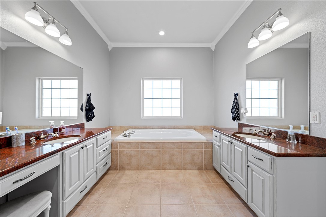 970 W Somers Lane , Axtell, TX, 76624 | 227447 | Realty Texas LLC