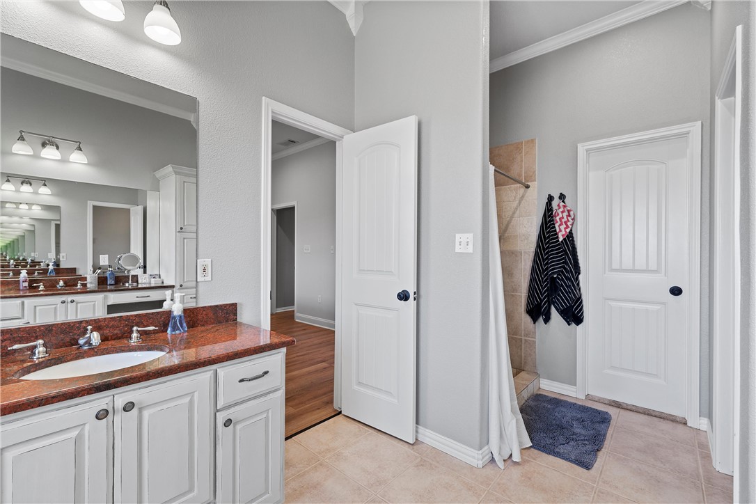 970 W Somers Lane , Axtell, TX, 76624 | 227447 | Realty Texas LLC