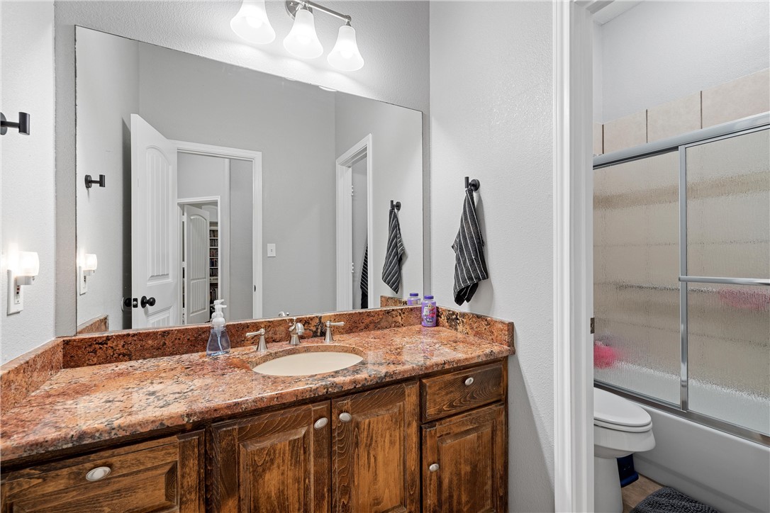 970 W Somers Lane , Axtell, TX, 76624 | 227447 | Realty Texas LLC