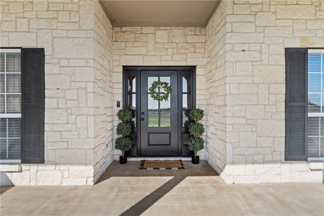 970 W Somers Lane , Axtell, TX, 76624 | 227447 | Realty Texas LLC
