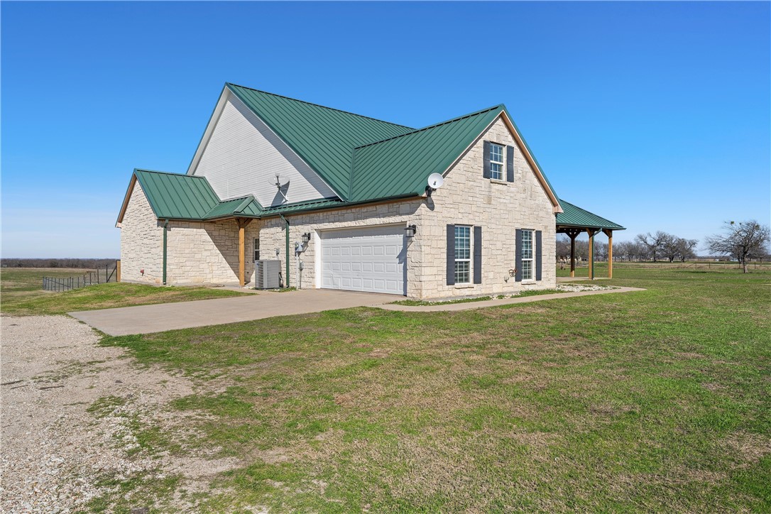 970 W Somers Lane , Axtell, TX, 76624 | 227447 | Realty Texas LLC