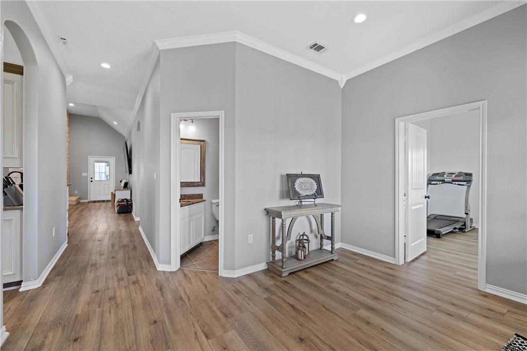 970 W Somers Lane , Axtell, TX, 76624 | 227447 | Realty Texas LLC