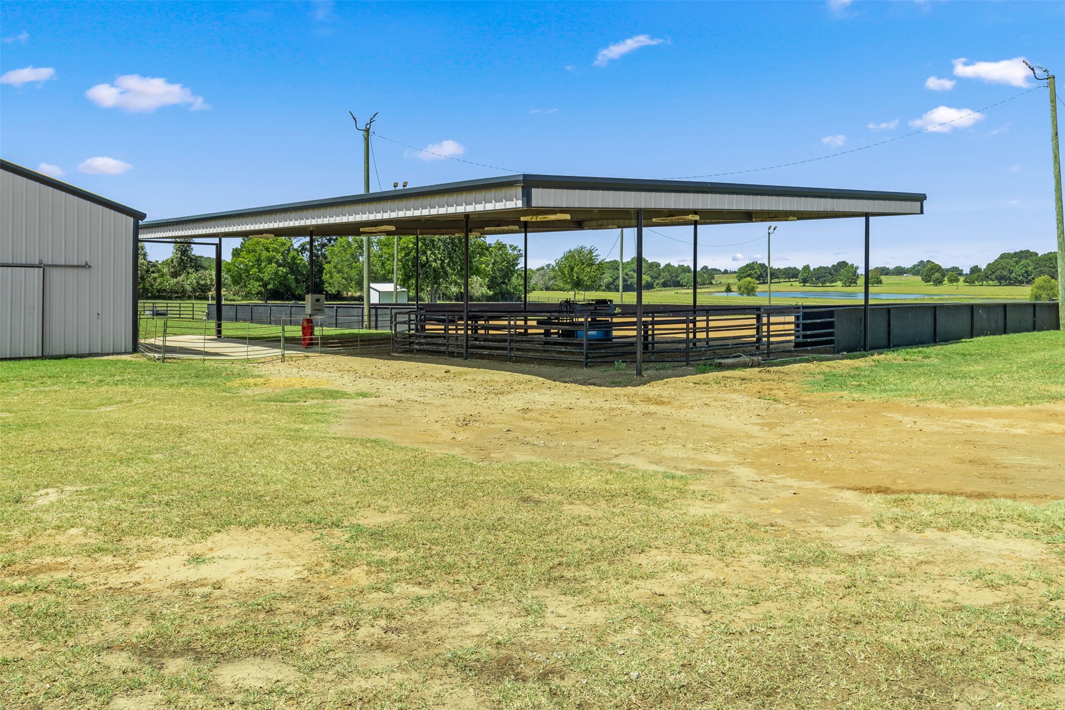 1725 Stokes Road, New Ulm, TX, 78950 | 17424385 | Realty Texas LLC
