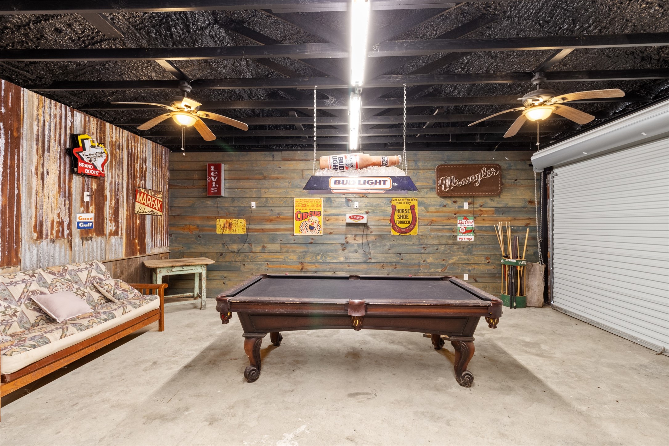 1725 Stokes Road, New Ulm, TX, 78950 | 17424385 | Realty Texas LLC