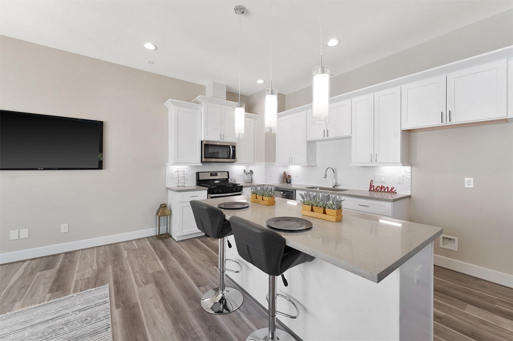 238 Julia Street A , Houston, TX, 77022 | 52745169 | Realty Texas LLC