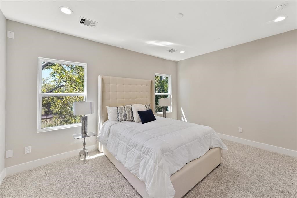 238 Julia Street A , Houston, TX, 77022 | 52745169 | Realty Texas LLC