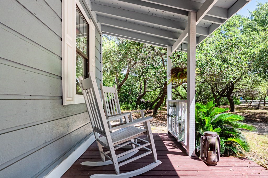 1705 Rhodes Avenue W, Aransas Pass, TX, 78336 | 452820 | Realty Texas LLC