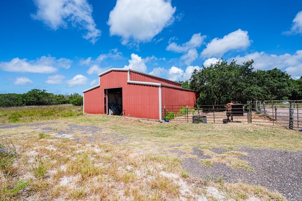 1705 Rhodes Avenue W, Aransas Pass, TX, 78336 | 452820 | Realty Texas LLC