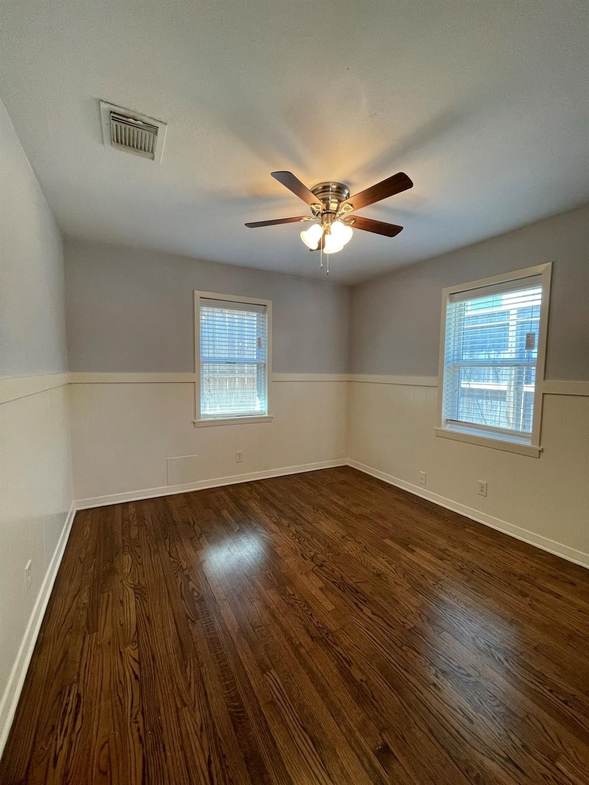 813 1/2 Waverly Street , Houston, TX, 77007 | 36885521 | Realty Texas LLC