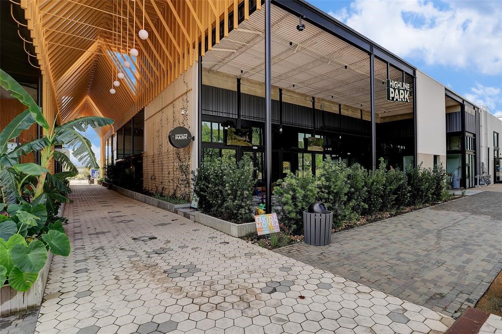 813 1/2 Waverly Street , Houston, TX, 77007 | 36885521 | Realty Texas LLC