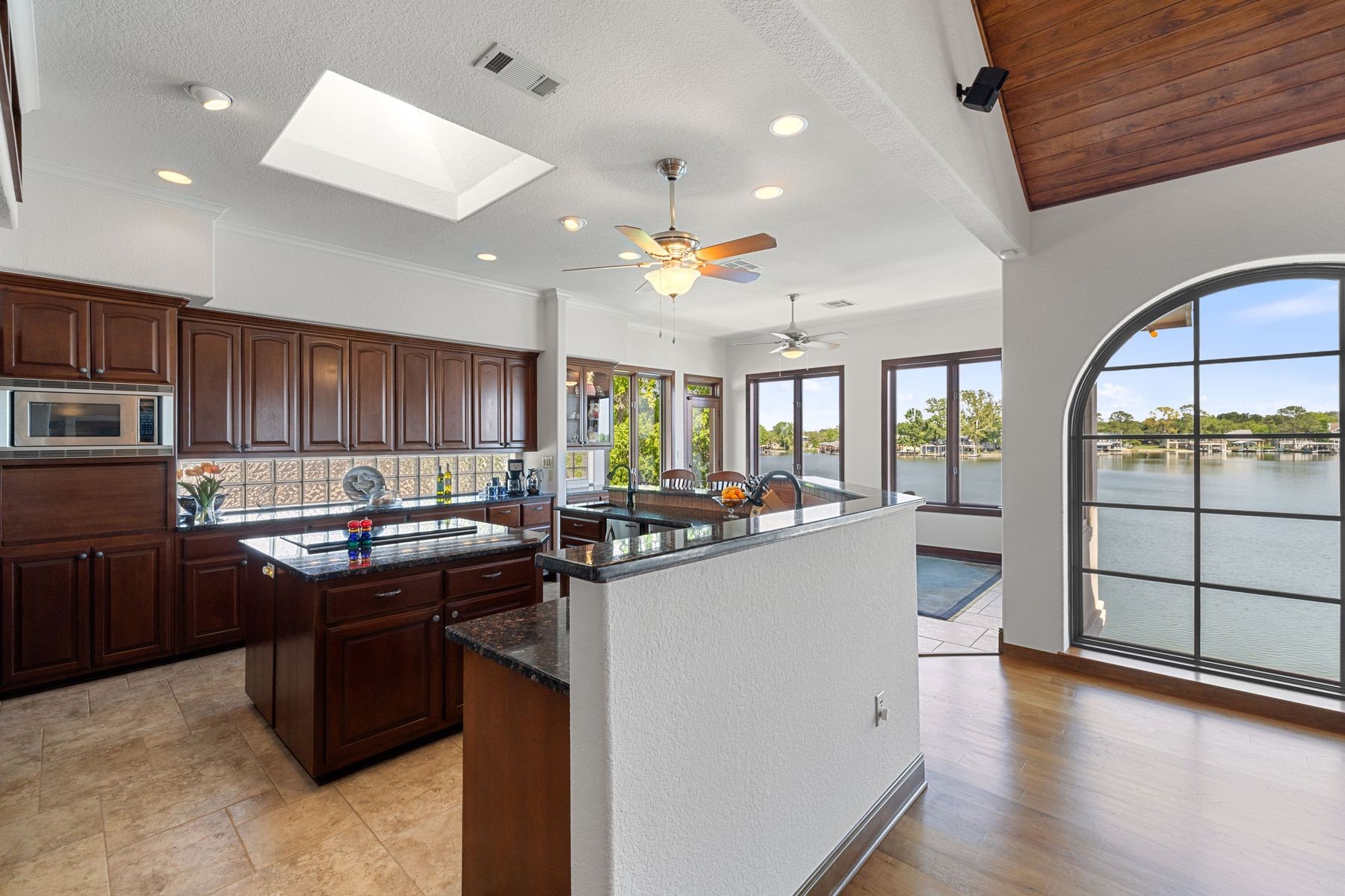 #2 Beaver Island, Granite Shoals, TX, 78654 | 1488492 | Realty Texas LLC