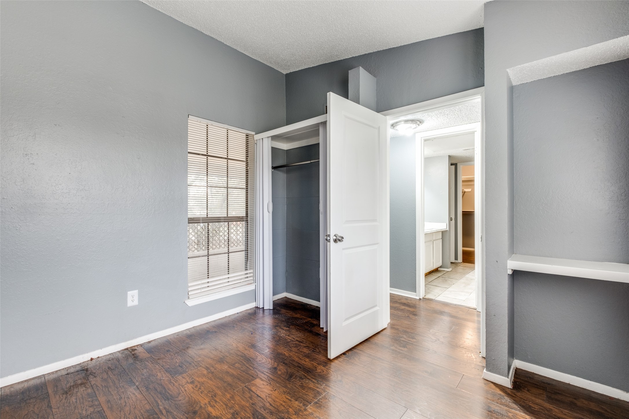 9613 Walnut Street 2204 , Dallas, TX, 75243 | 20815268 | Realty Texas LLC