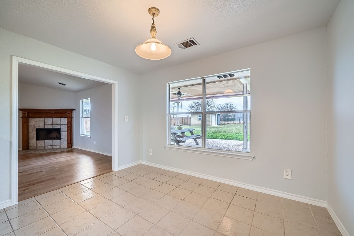 1301 Southwood Hills Drive , Taylor, TX, 76574 | 2174945 | Realty Texas LLC