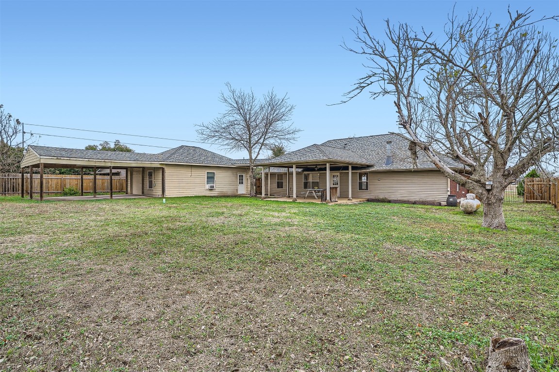 1301 Southwood Hills Drive , Taylor, TX, 76574 | 2174945 | Realty Texas LLC