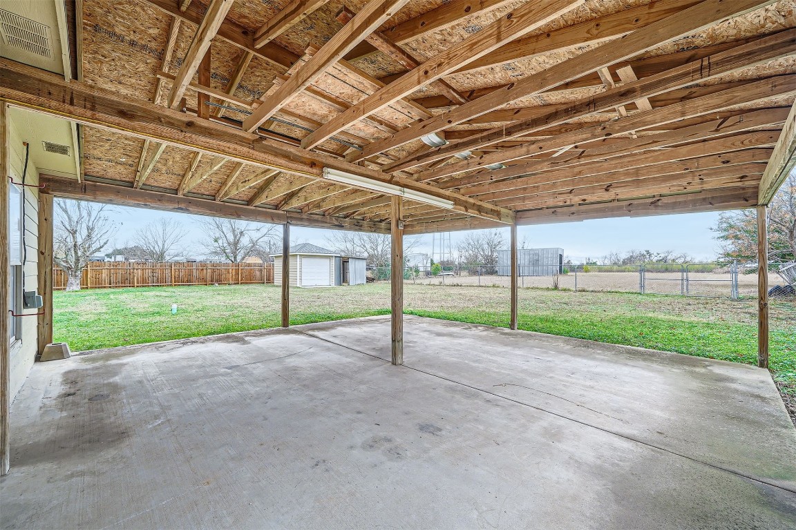 1301 Southwood Hills Drive , Taylor, TX, 76574 | 2174945 | Realty Texas LLC