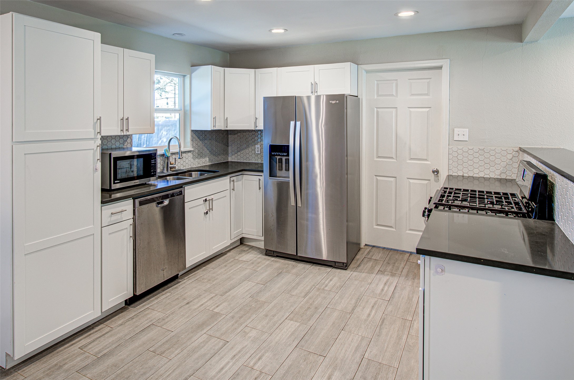 5702 Blythewood Drive , Austin, TX, 78745 | 7049697 | Realty Texas LLC