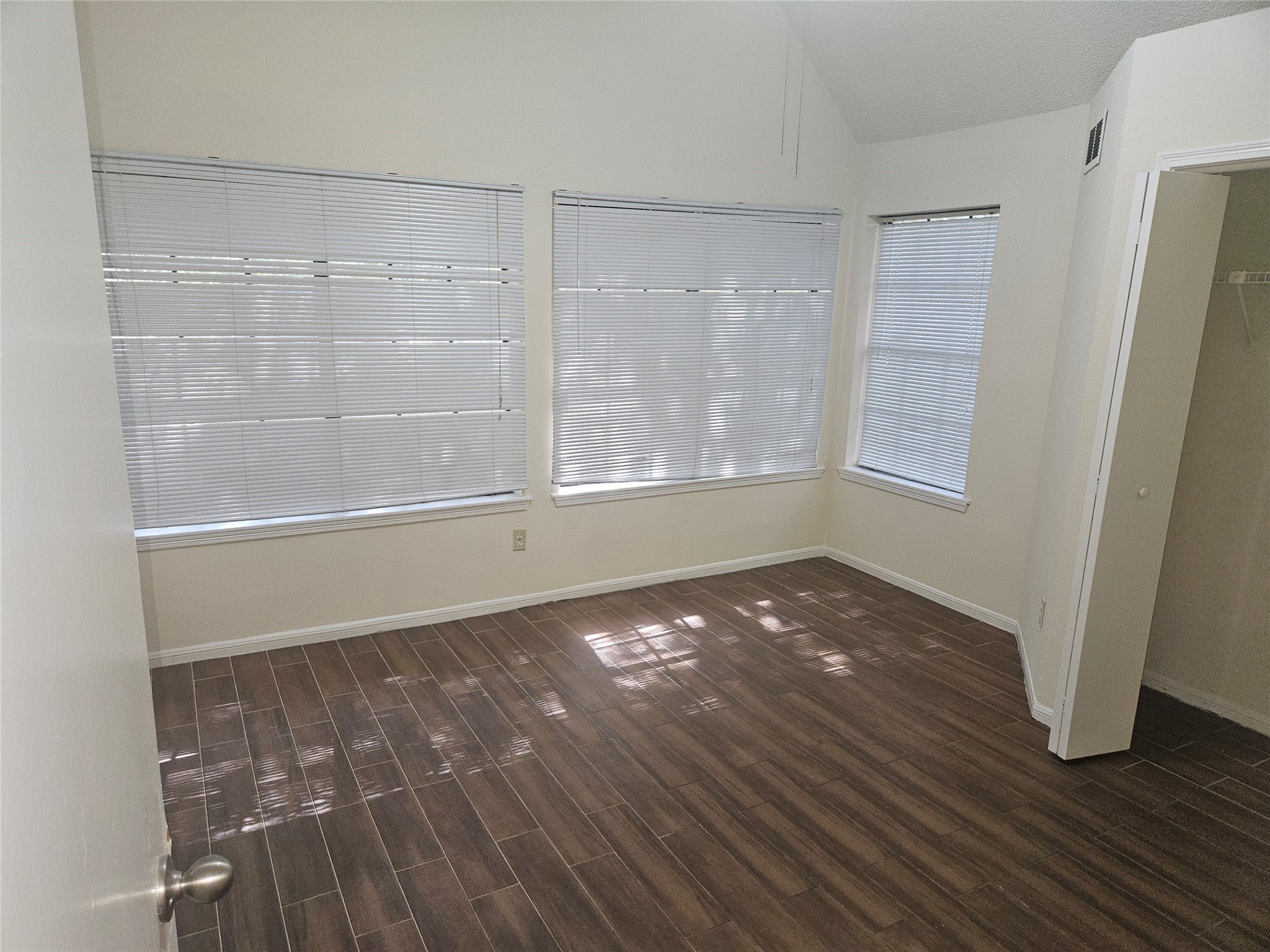 2425 Holly Hall Street A6 , Houston, TX, 77054 | 70684863 | Realty Texas LLC