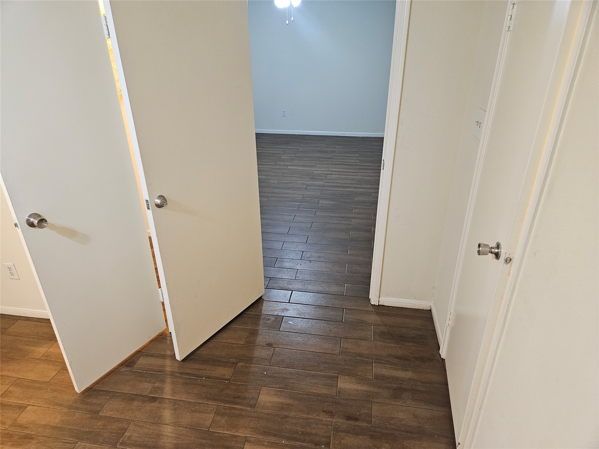 2425 Holly Hall Street A6 , Houston, TX, 77054 | 70684863 | Realty Texas LLC