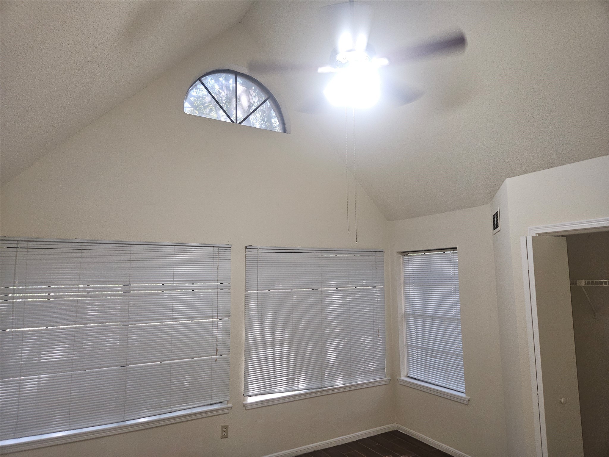 2425 Holly Hall Street A6 , Houston, TX, 77054 | 70684863 | Realty Texas LLC
