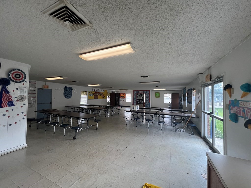 215 Buchanan Street, Broaddus, TX, 75929 | 67918763 | Realty Texas LLC