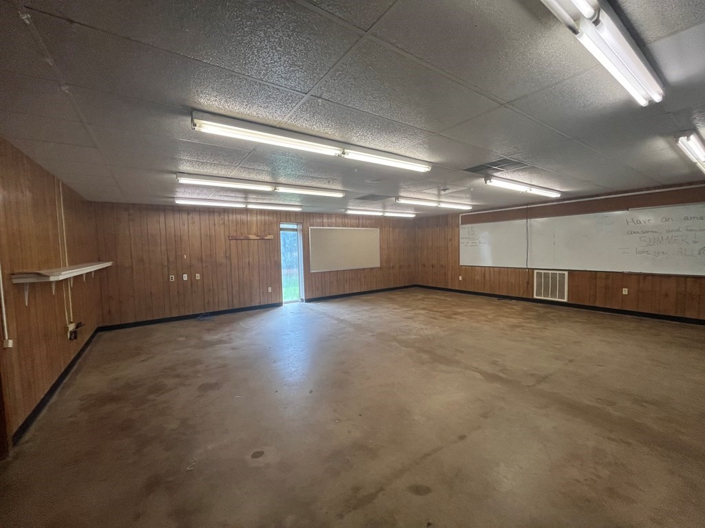 215 Buchanan Street, Broaddus, TX, 75929 | 67918763 | Realty Texas LLC