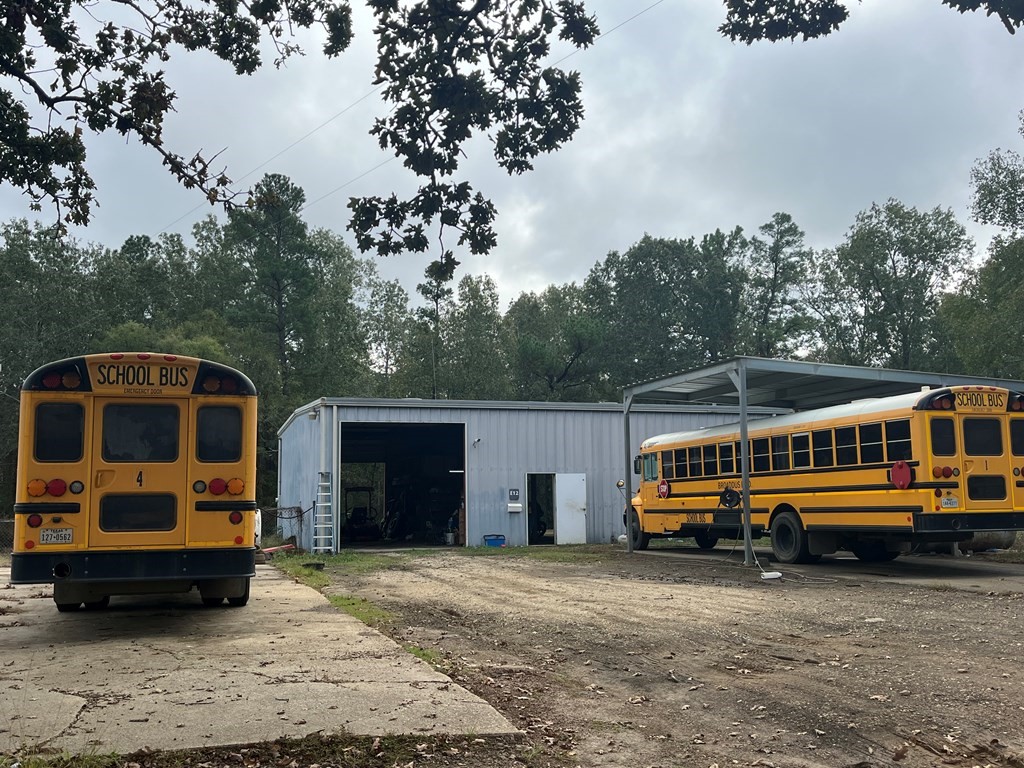 215 Buchanan Street, Broaddus, TX, 75929 | 67918763 | Realty Texas LLC