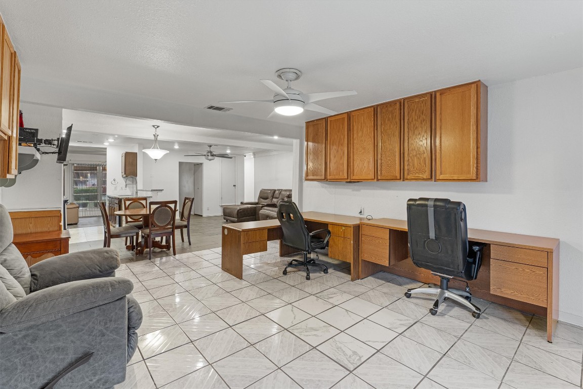 5210 Gladstone Drive , Austin, TX, 78723 | 3635145 | Realty Texas LLC