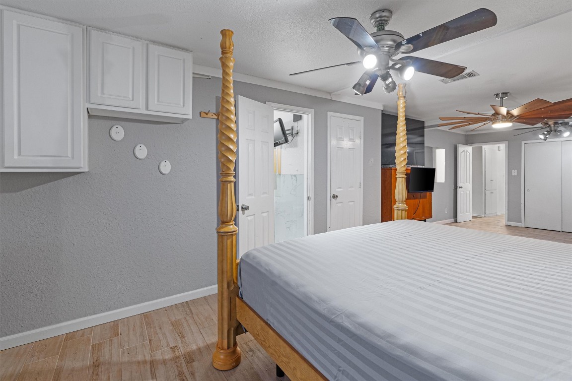 5210 Gladstone Drive , Austin, TX, 78723 | 3635145 | Realty Texas LLC