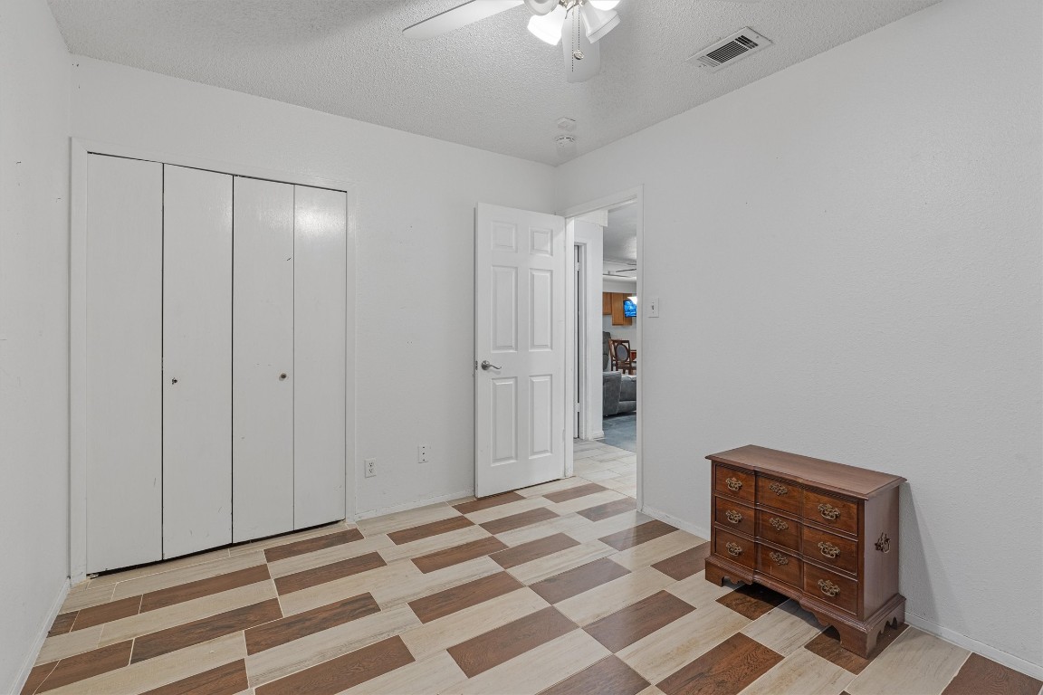 5210 Gladstone Drive , Austin, TX, 78723 | 3635145 | Realty Texas LLC