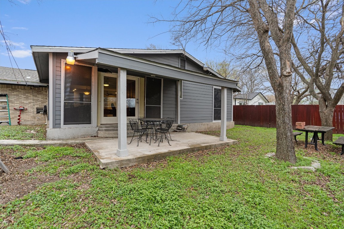 5210 Gladstone Drive , Austin, TX, 78723 | 3635145 | Realty Texas LLC