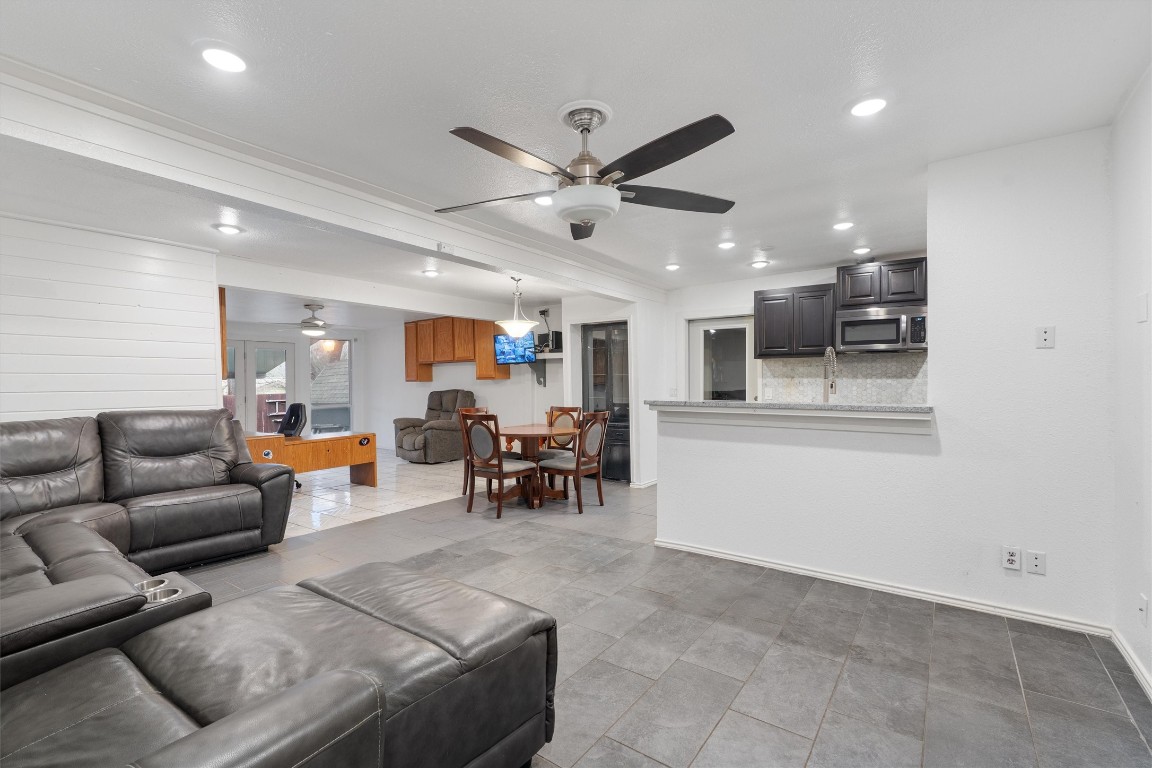 5210 Gladstone Drive , Austin, TX, 78723 | 3635145 | Realty Texas LLC