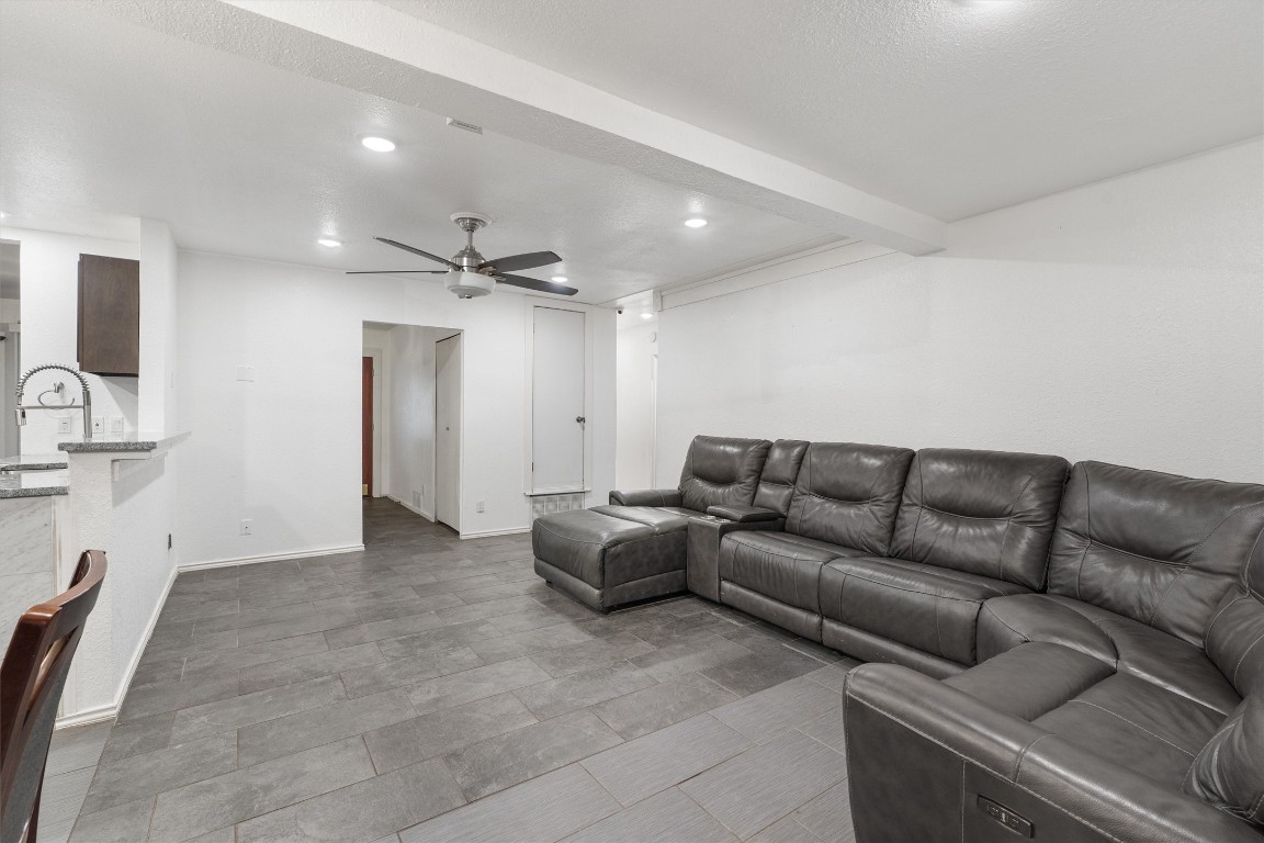 5210 Gladstone Drive , Austin, TX, 78723 | 3635145 | Realty Texas LLC