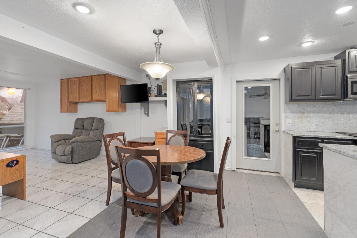 5210 Gladstone Drive , Austin, TX, 78723 | 3635145 | Realty Texas LLC