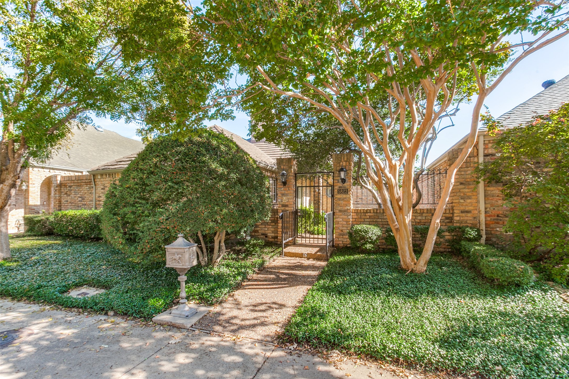 5823 Encore Drive , Dallas, TX, 75240 | 20816140 | Realty Texas LLC