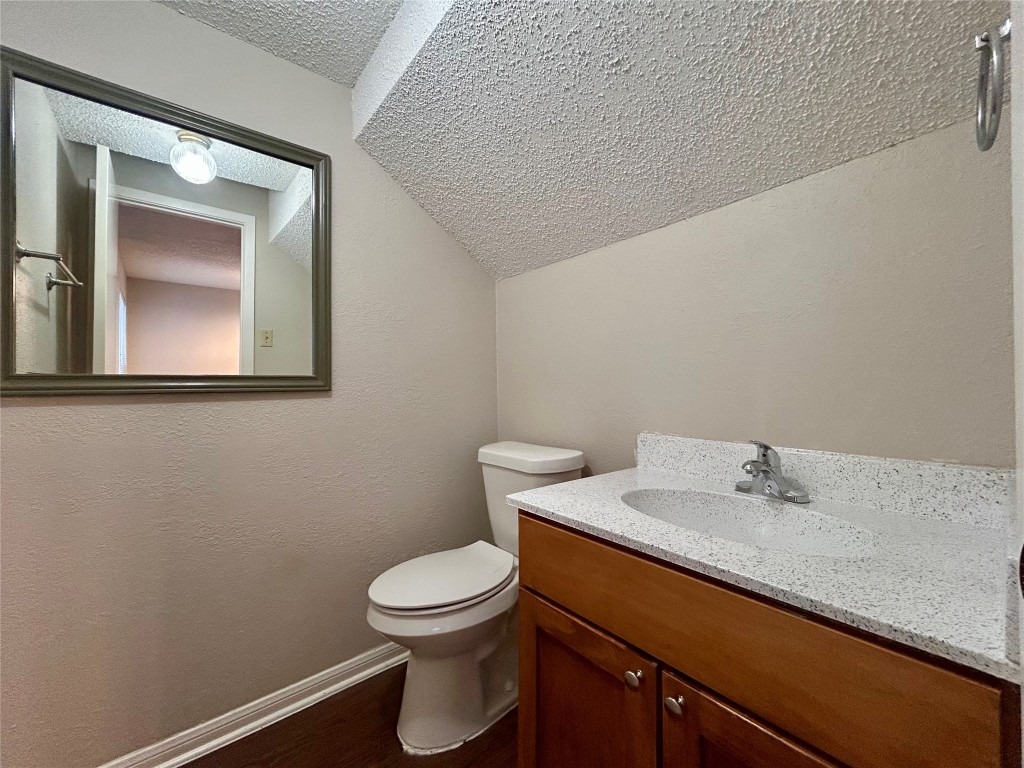 8900 Schick Road B , Austin, TX, 78729 | 3350034 | Realty Texas LLC