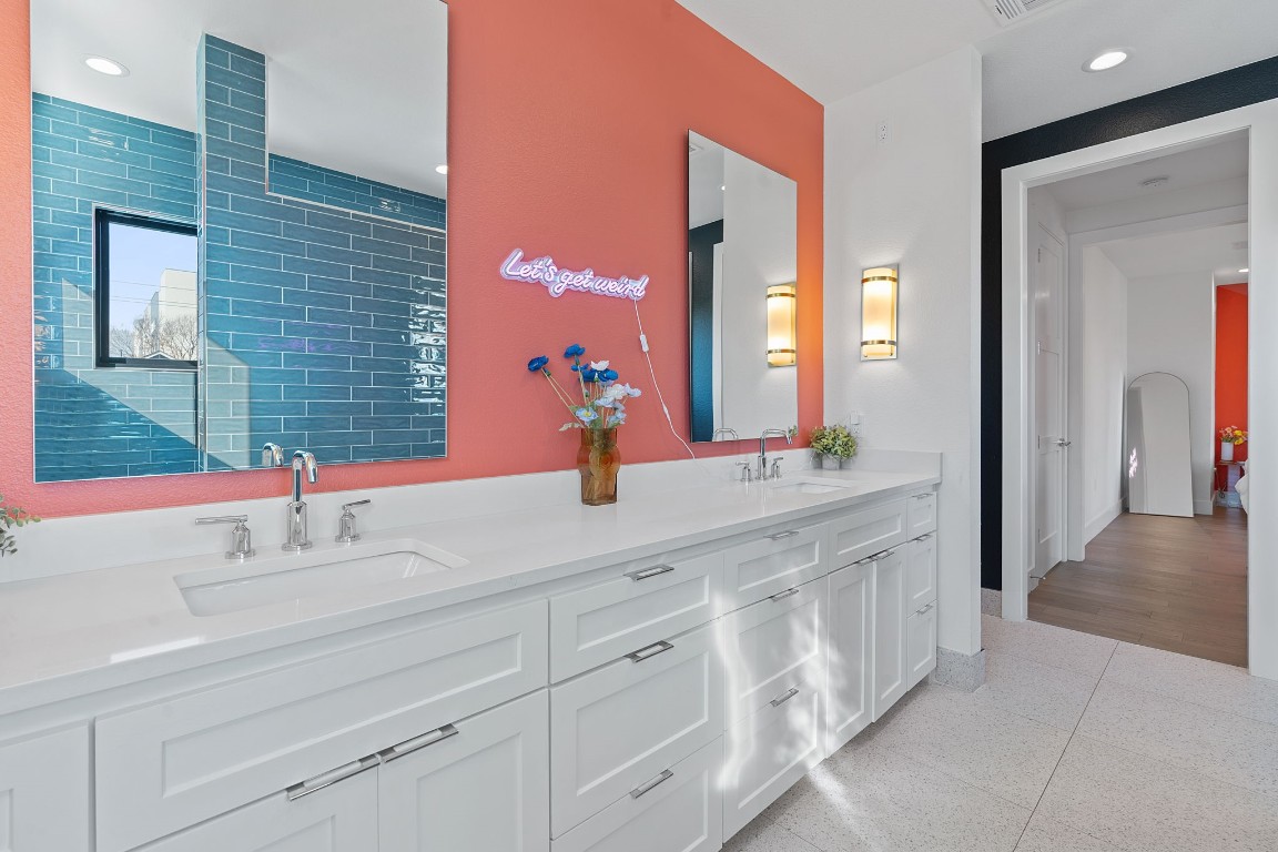1604 Miriam Avenue,Austin, TX 78702