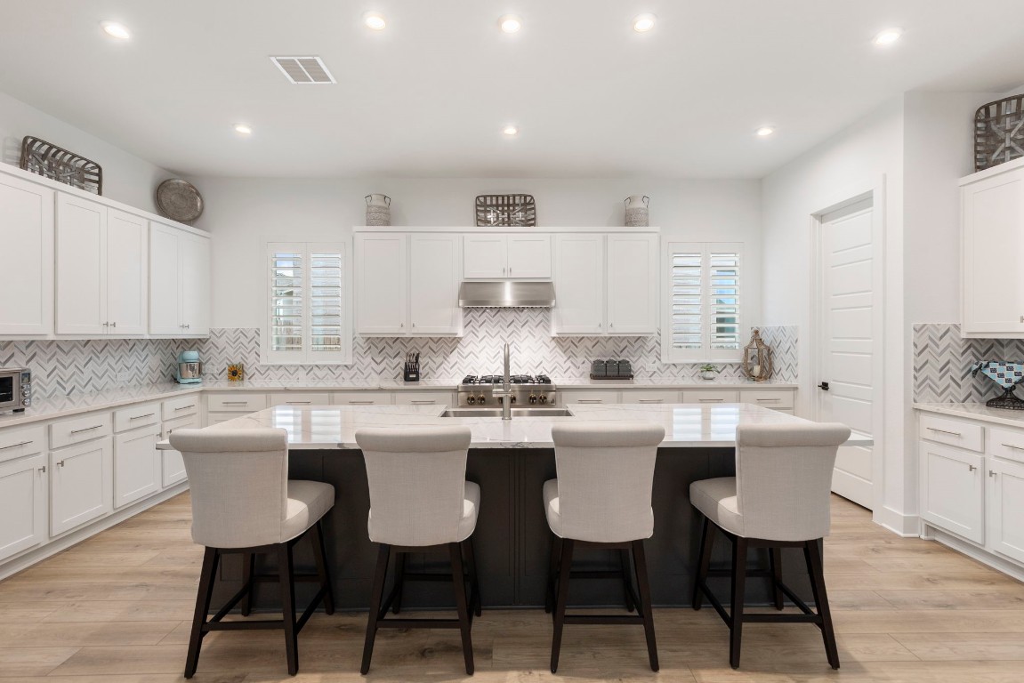 301 Valletta Way , Liberty Hill, TX, 78642 | 6337799 | Realty Texas LLC