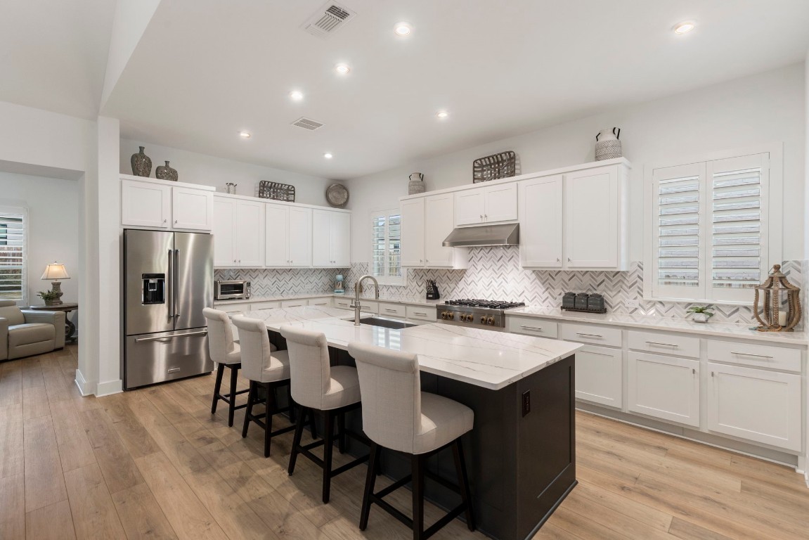 301 Valletta Way , Liberty Hill, TX, 78642 | 6337799 | Realty Texas LLC