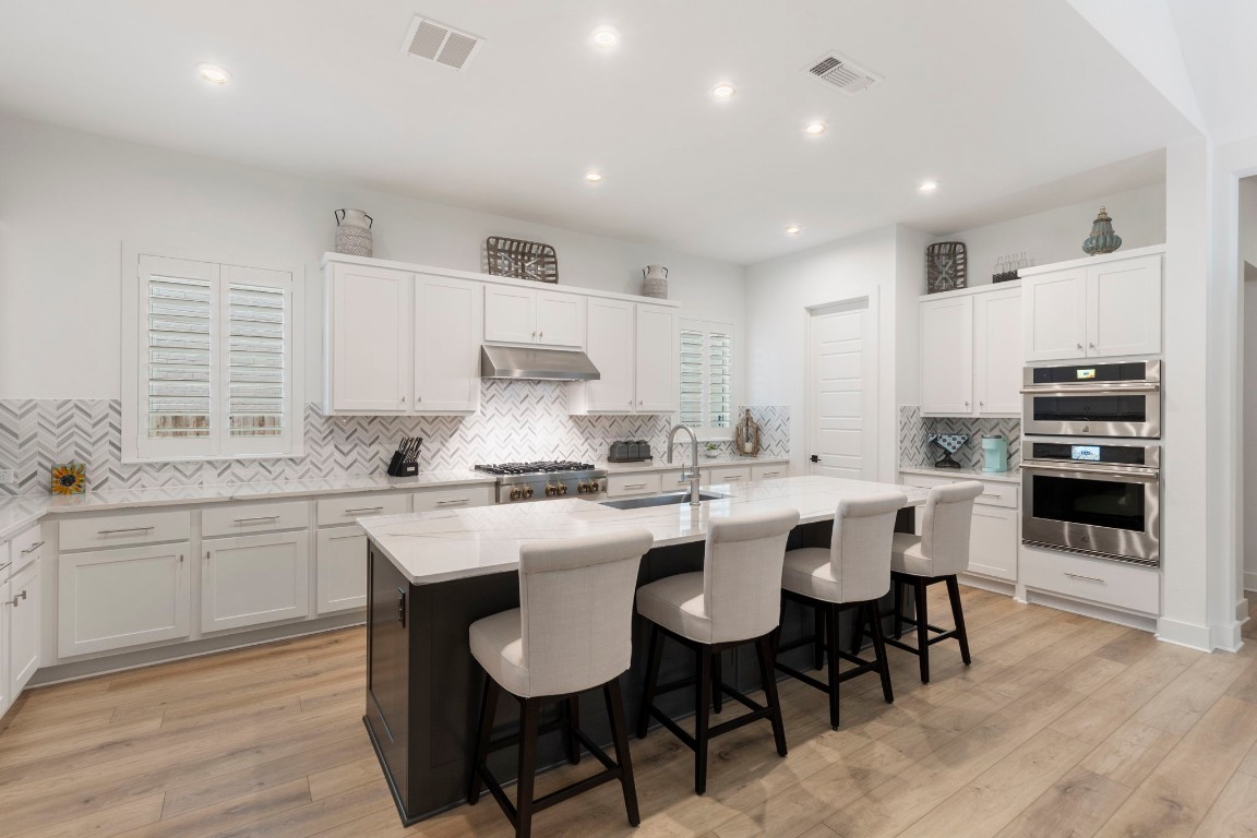 301 Valletta Way , Liberty Hill, TX, 78642 | 6337799 | Realty Texas LLC