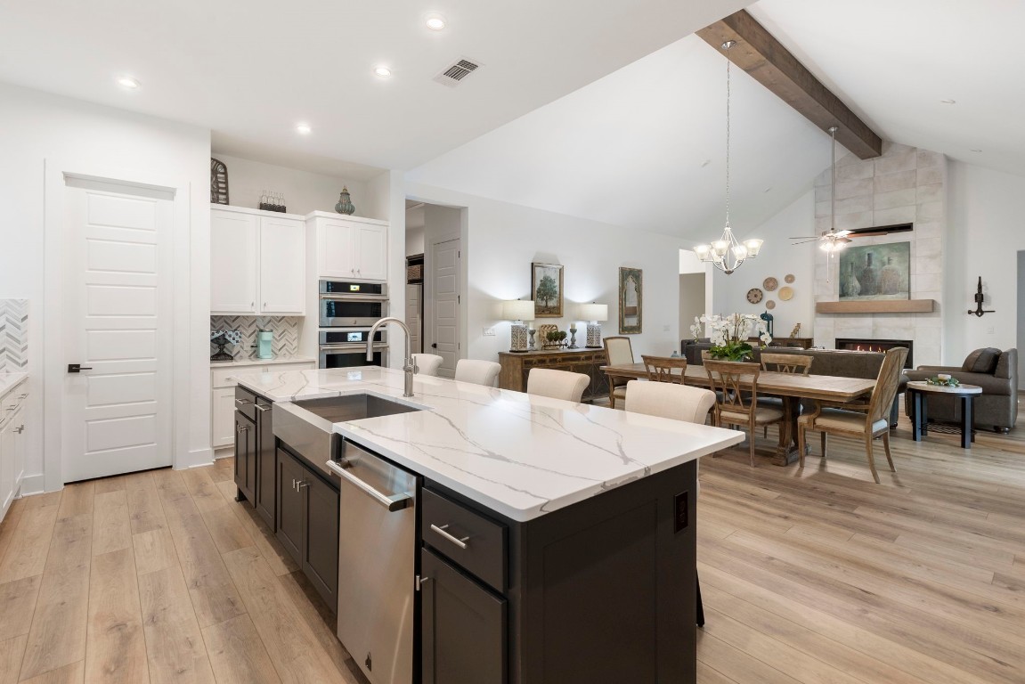 301 Valletta Way , Liberty Hill, TX, 78642 | 6337799 | Realty Texas LLC