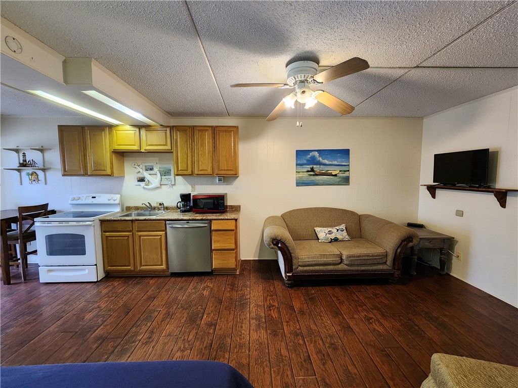 14300 S Padre Island Drive 55, Corpus Christi, TX, 78418 | 451169 | Realty Texas LLC