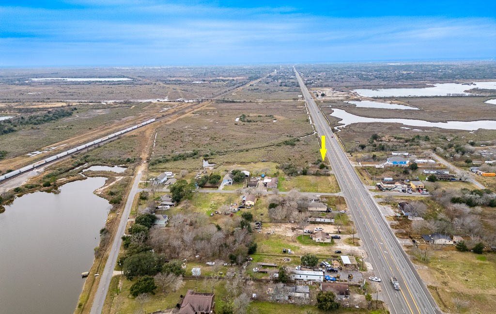 4811 Highway 6, Hitchcock, TX, 77563 | 25591283 | Realty Texas LLC
