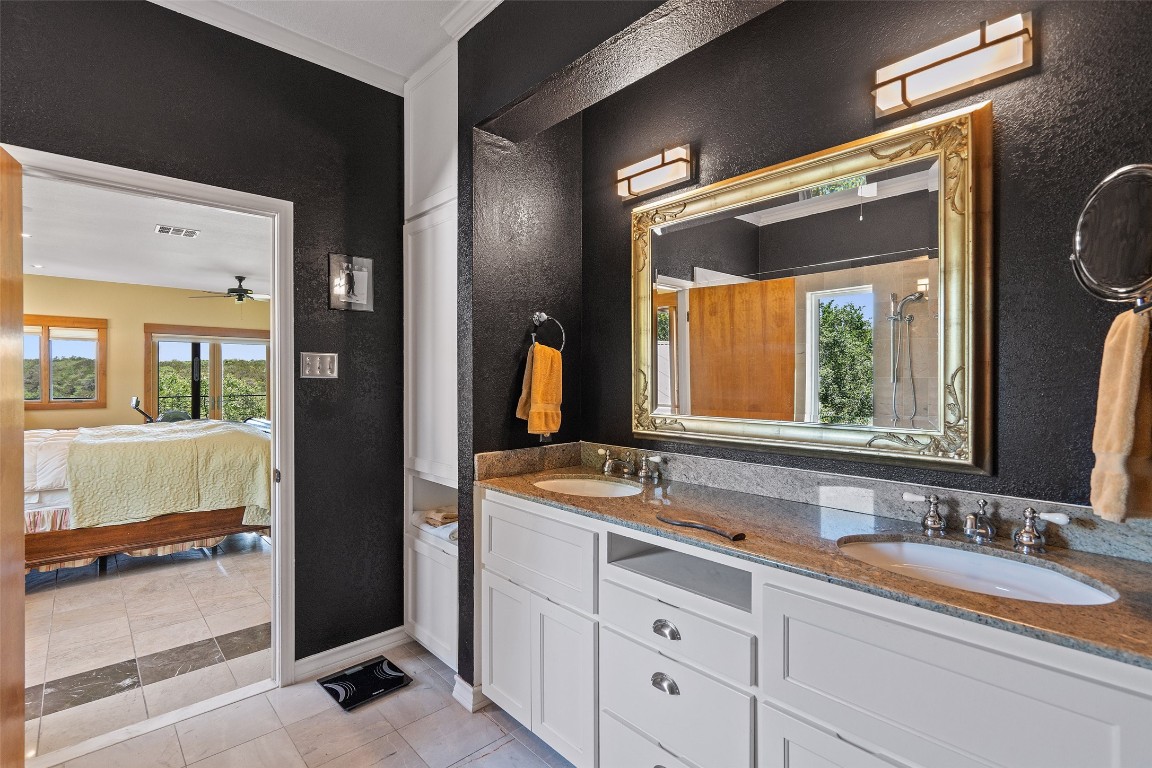 1300 Crystal Creek Drive , Austin, TX, 78746 | 9819405 | Realty Texas LLC