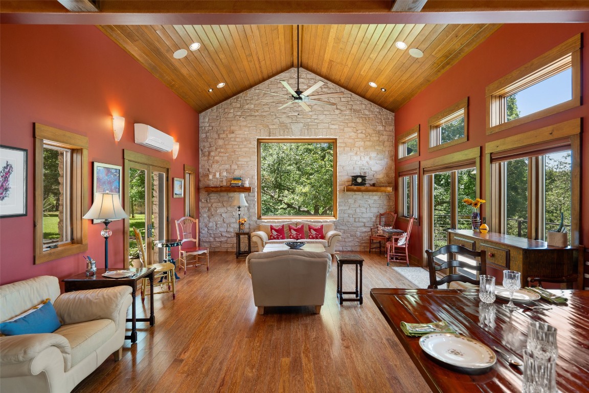 1300 Crystal Creek Drive , Austin, TX, 78746 | 9819405 | Realty Texas LLC