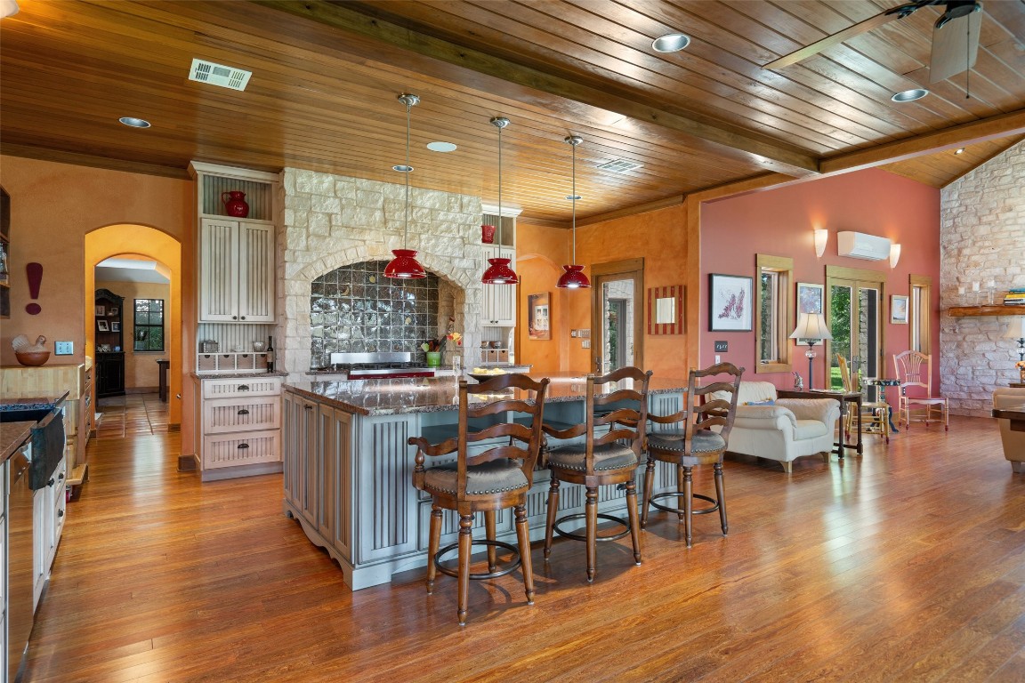 1300 Crystal Creek Drive , Austin, TX, 78746 | 9819405 | Realty Texas LLC